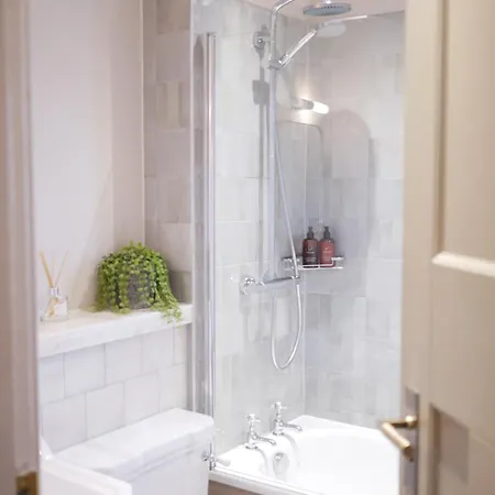 The Tempest Arms Penzion Elslack