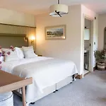 The Tempest Arms 4*